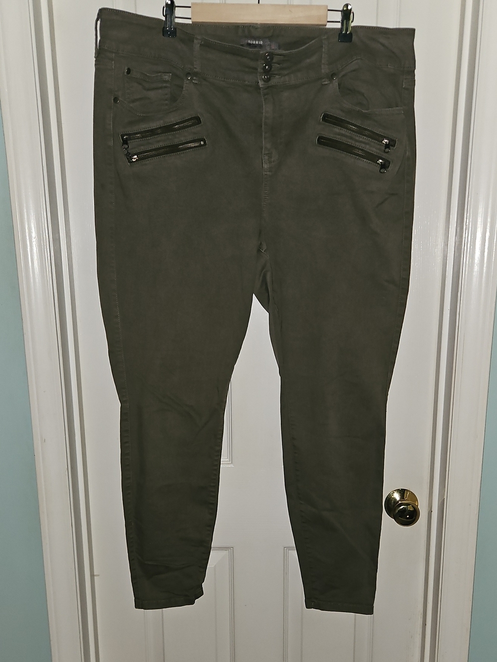 torrid Olive Army Green Skinny/slim Cut Jeggings with Double Front Zips 22 Tall